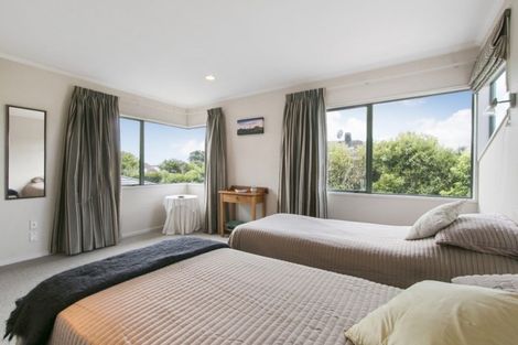 Photo of property in 62 Links View Drive, Omokoroa, 3114