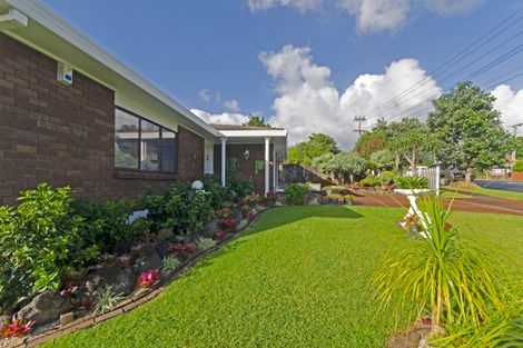 Photo of property in 34 Sturges Road, Henderson, Auckland, 0612