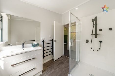 Photo of property in 129 Manuka Street, Stokes Valley, Lower Hutt, 5019