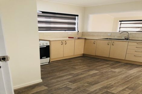 Photo of property in 1/102 Settlement Road, Papakura, 2110