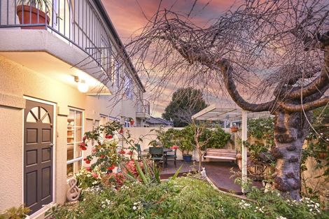 Photo of property in 2/102 Southampton Street West, Hastings, 4122