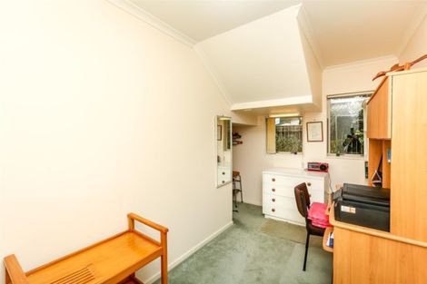 Photo of property in 1 Maple Crescent, Whalers Gate, New Plymouth, 4310