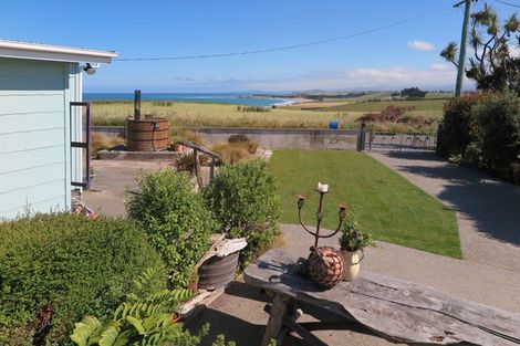 Photo of property in 40 Magdala Street, Kakanui, Oamaru, 9495