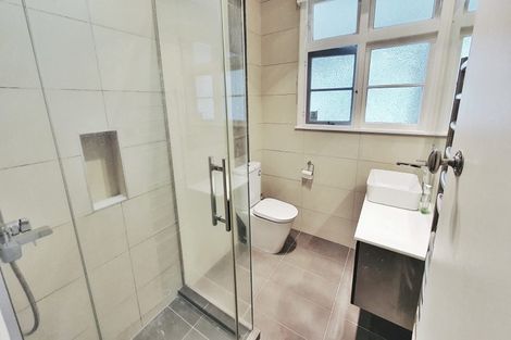 Photo of property in 210 Onewa Road, Birkenhead, Auckland, 0626