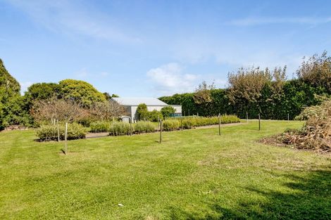 Photo of property in 183 Tasman Street, Opunake, 4616