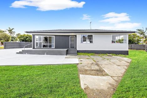 Photo of property in 13 Ewbank Place, Manurewa, Auckland, 2102