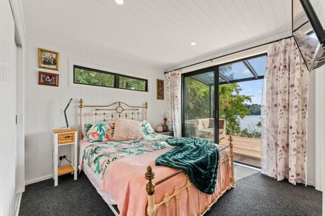 Photo of property in 29 Parawera Drive, Acacia Bay, Taupo, 3330