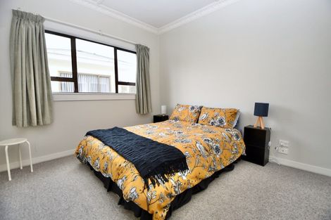 Photo of property in 2 Mckenzie Terrace, Carterton, 5713