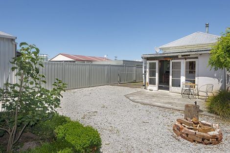 Photo of property in 387 Palmerston Road, Gisborne, 4010