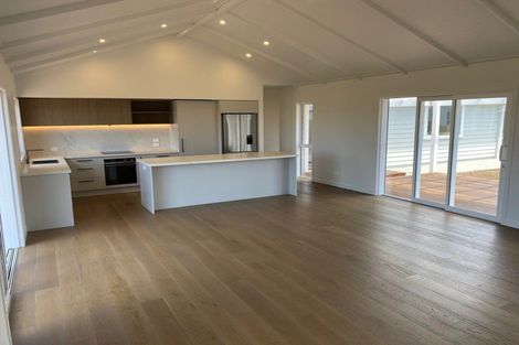 Photo of property in 156 Kupe Drive, Whitianga, 3510