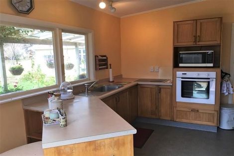 Photo of property in 10 Hana Udy Place, Paraparaumu Beach, Paraparaumu, 5032