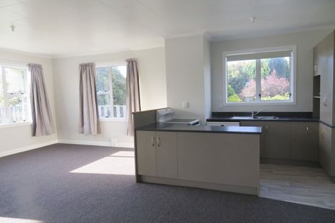 Photo of property in 24 Robertson Street, Gore, 9710