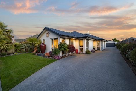 Photo of property in 250 Mairehau Road, Burwood, Christchurch, 8083