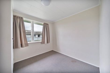 Photo of property in 130 Chichester Drive, Rosehill, Papakura, 2113