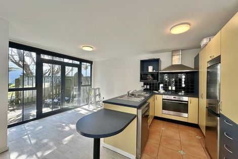 Photo of property in 22 Quebec Street, Kingston, Wellington, 6021