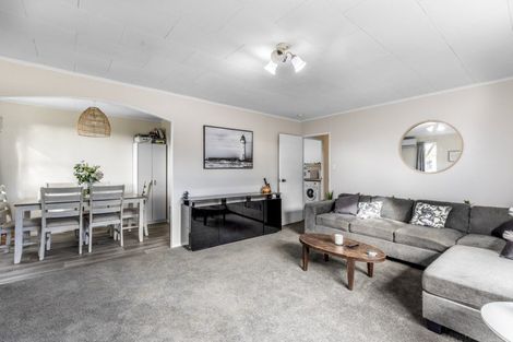 Photo of property in 86 Dunbeath Crescent, Kew, Invercargill, 9812
