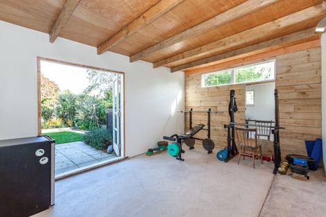 Photo of property in 72 Heretaunga Street, Palmerston North, 4414