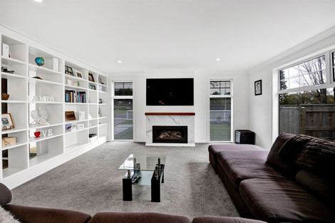 Photo of property in 53 Maire Street, Inglewood, 4330