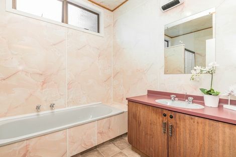 Photo of property in 22 Devon Street, Arrowtown, 9302