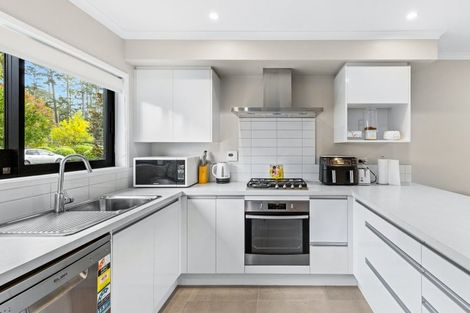 Photo of property in 25 Konoba Avenue, Kumeu, 0810