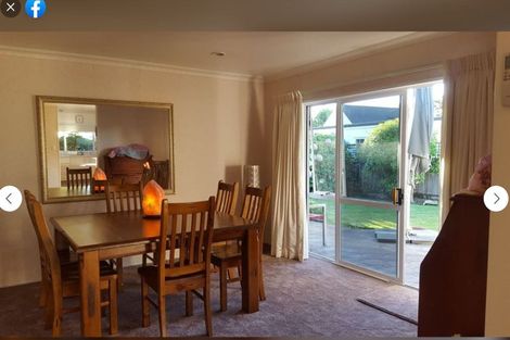 Photo of property in 12 Clare Street, Cambridge, 3434