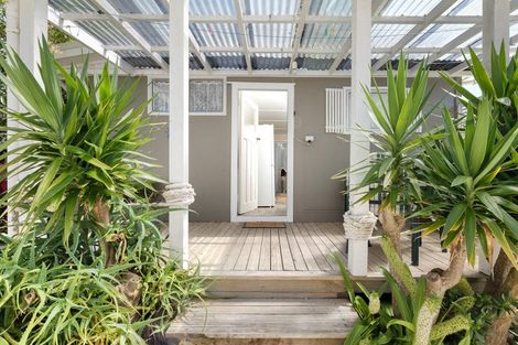 Photo of property in 17 Tatai Road, Bowentown, Katikati, 3177