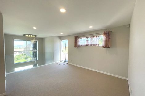 Photo of property in 14a Bridge Avenue, Te Atatu South, Auckland, 0610