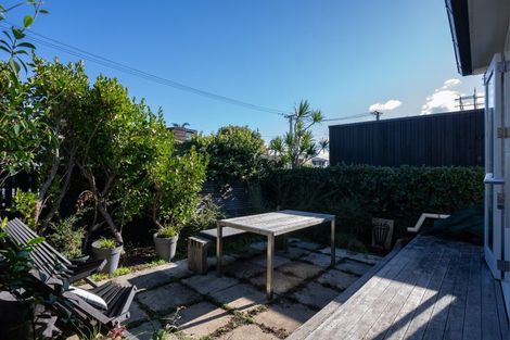 Photo of property in 49 Regina Street, Westmere, Auckland, 1022