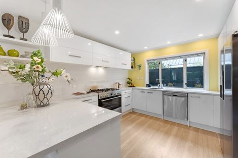 Photo of property in 30a Waiwetu Street, Fendalton, Christchurch, 8052