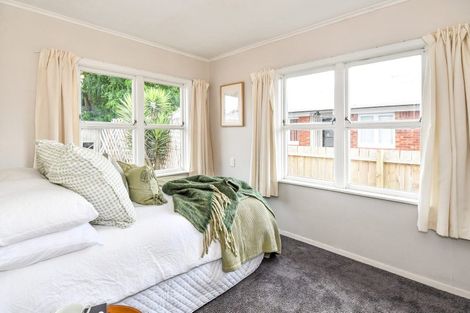 Photo of property in 1/45 Sutton Crescent, Papakura, 2110