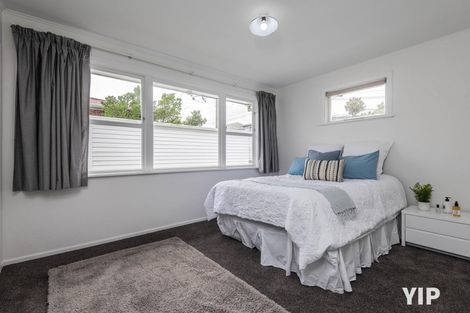 Photo of property in 17 Baylands Drive, Newlands, Wellington, 6037
