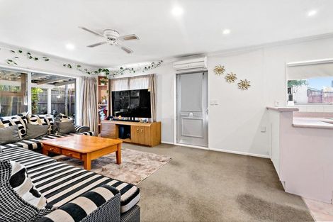 Photo of property in 42 Alfriston Road, Manurewa East, Auckland, 2102