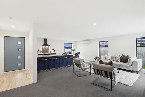 Photo of property in 19 Dalwood Crescent, Rolleston, 7614