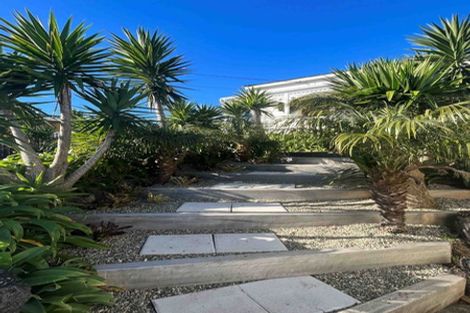 Photo of property in 77 Hine Street, New Plymouth, 4310