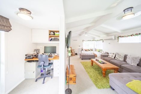 Photo of property in 13a Windsor Terrace, Taradale, Napier, 4112