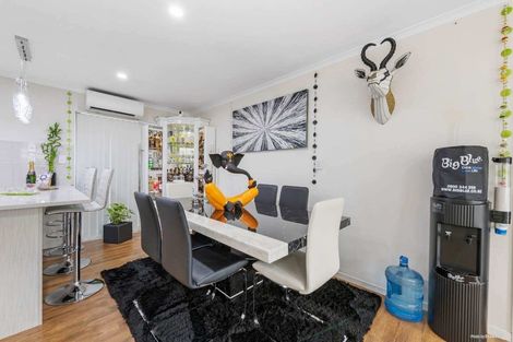 Photo of property in 47a Gloucester Road, Manurewa, Auckland, 2102