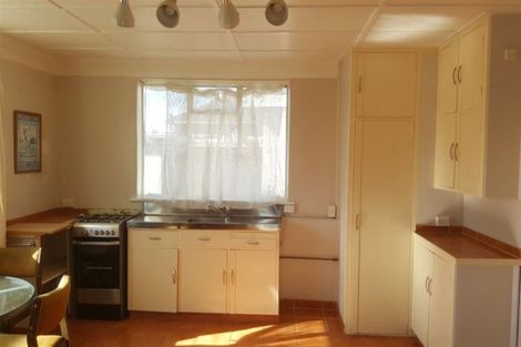 Photo of property in 14 Parsonage Road, Waimate, 7924