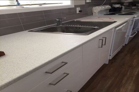 Photo of property in 1/18 Crail Avenue, Flaxmere, Hastings, 4120