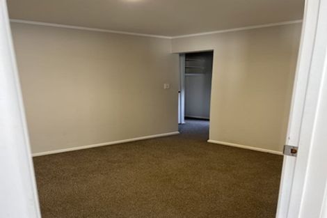 Photo of property in 23 Teal Crescent, Beach Haven, Auckland, 0626