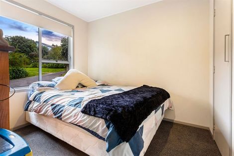 Photo of property in 10 Yule Place, Massey, Auckland, 0614