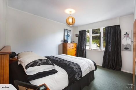 Photo of property in 5 Kiriwai Road, Paremata, Porirua, 5024