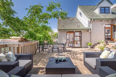 Photo of property in 119 Arran Road, Browns Bay, Auckland, 0630