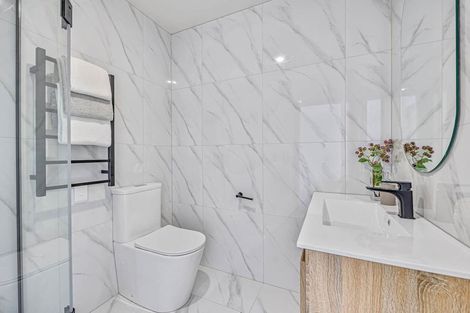 Photo of property in 6/27 Carole Crescent, Pakuranga, Auckland, 2010