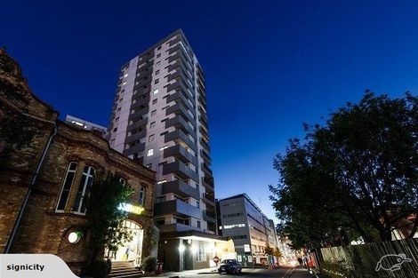 Photo of property in St Paul Apartments, 1b/4 Saint Paul Street, Auckland Central, Auckland, 1010