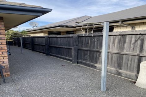 Photo of property in 22 Linkwater Way, Parklands, Christchurch, 8083