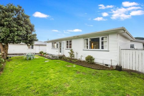 Photo of property in 4 Beauchamp Street, Tawa, Wellington, 5028