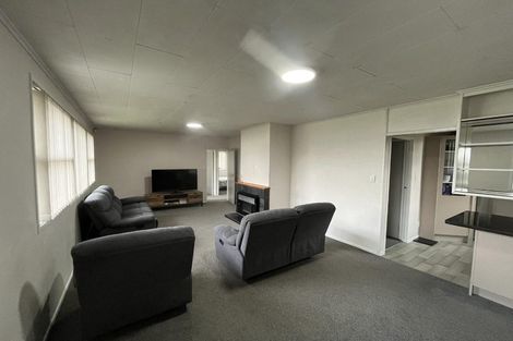 Photo of property in 58 Cramond Drive, Mangere East, Auckland, 2024