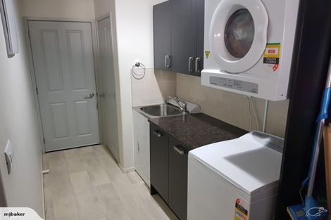 Photo of property in 24 Ainslee Street, Highlands Park, New Plymouth, 4312