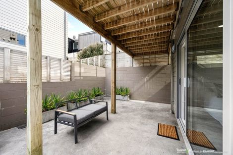 Photo of property in 2 Lakshmi Place, Khandallah, Wellington, 6035