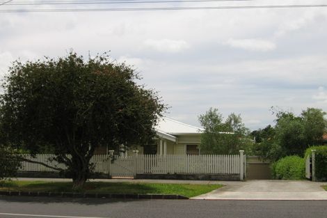 Photo of property in 59 Kiwi Road, Point Chevalier, Auckland, 1022